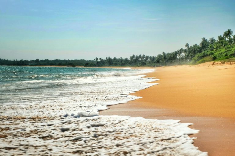 Bitte 1x Paradies mit Meerblick für 2